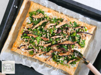 Flammkuchen met Nieuw-Zeelandse spinazie